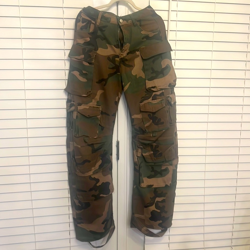 BRAND NEW camo cargo pants